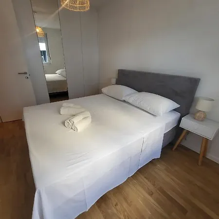 Antea With Free Parking Apartament Zadar