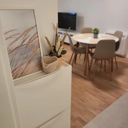 Antea With Free Parking Apartament *