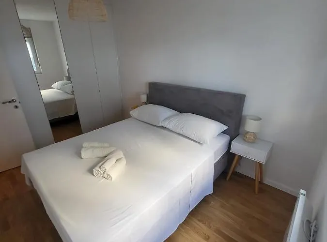 Antea With Free Parking Apartment Zadar