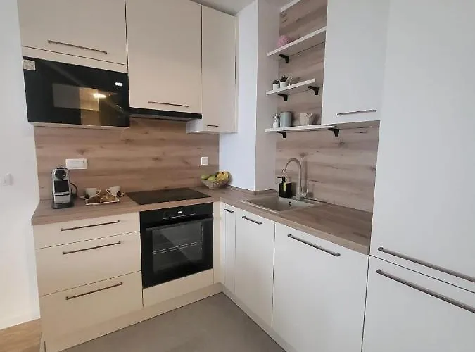 Antea With Free Parking Zadar