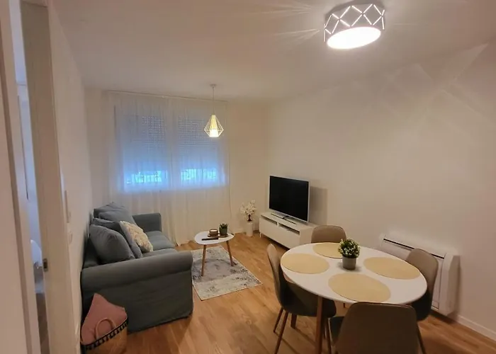 Apartment Antea With Free Parking