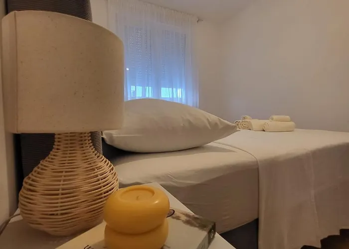 Antea With Free Parking Apartment